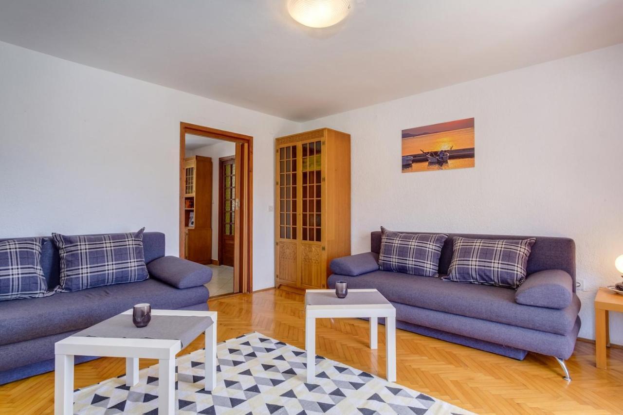 Apartmani Nadalina Veli Lošinj Extérieur photo