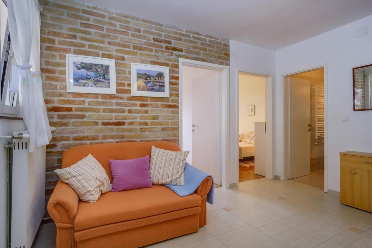Apartmani Nadalina Veli Lošinj Extérieur photo