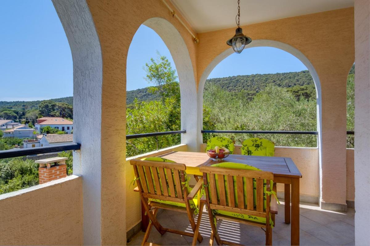 Apartmani Nadalina Veli Lošinj Extérieur photo