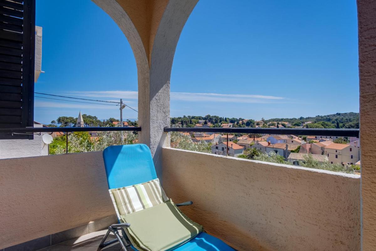 Apartmani Nadalina Veli Lošinj Extérieur photo