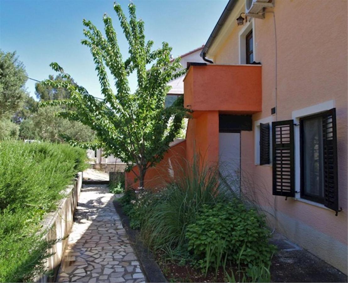 Apartmani Nadalina Veli Lošinj Extérieur photo