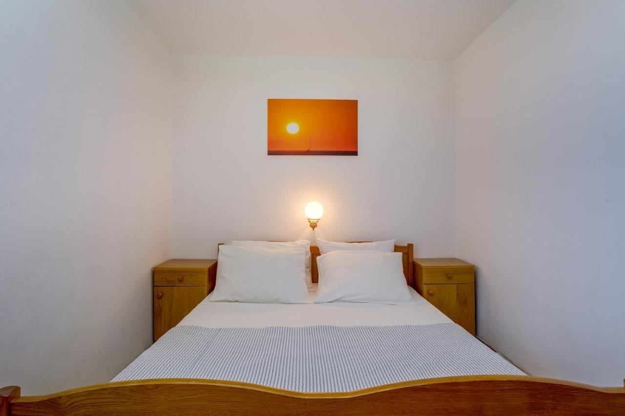 Apartmani Nadalina Veli Lošinj Extérieur photo